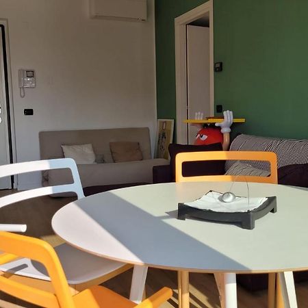 Meda Cozy Flat Apartment Milano Exterior foto
